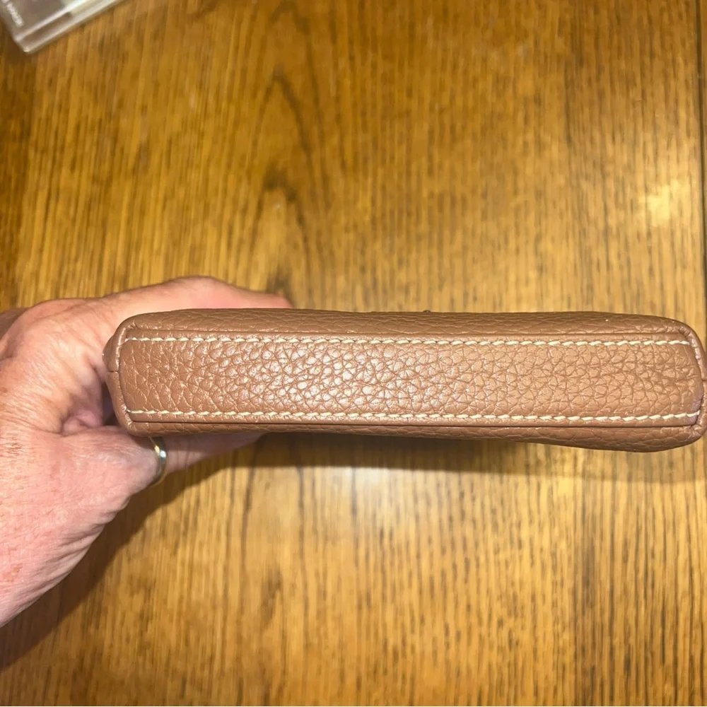 Dooney & Bourke Pebble Leather Small Framed Kisslock Purse French Caramel - Picture 7 of 7